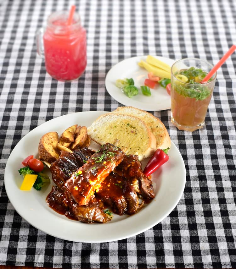 Perfect Your BBQ With a TopNotch Beverage Menu Mavyn